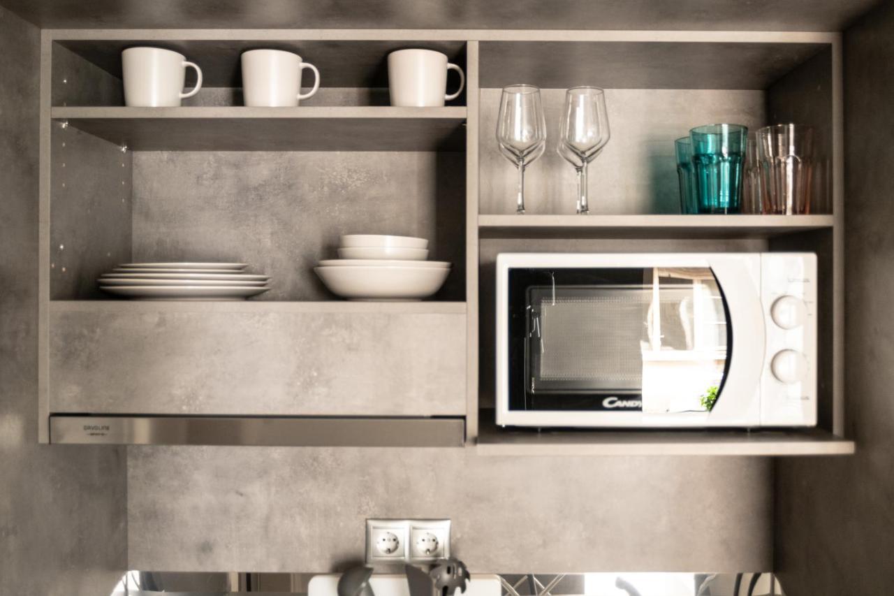 شقة A13 Pristine & Sunny 30M2 Flat Near Syntagma Sq أثينا المظهر الخارجي الصورة